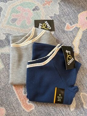 art class Navy & Light Gray Girls' Short Sleeve Tops with Lace Trim